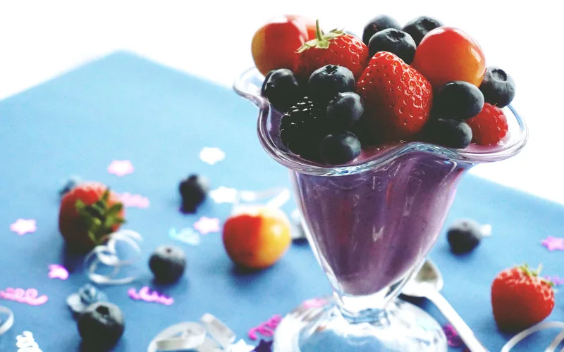Fresh fruit smoothie at Pier 69 Market, Bay Ridge Brooklyn